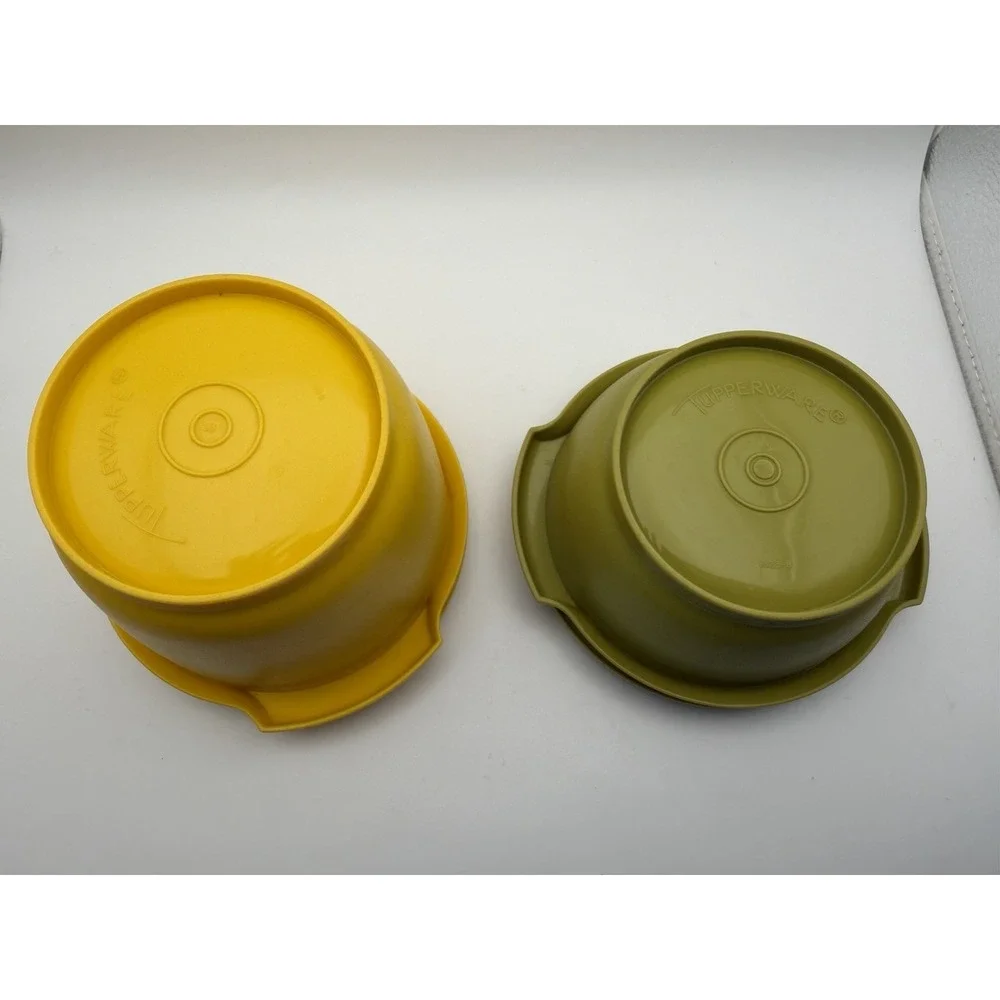 Vtg Set 2 Tupperware Storage Bowls Lids Harvest Gold / Yellow Avocado